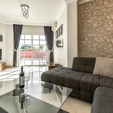 With Large Terrace In Terrazas Del Duque Apartamento *