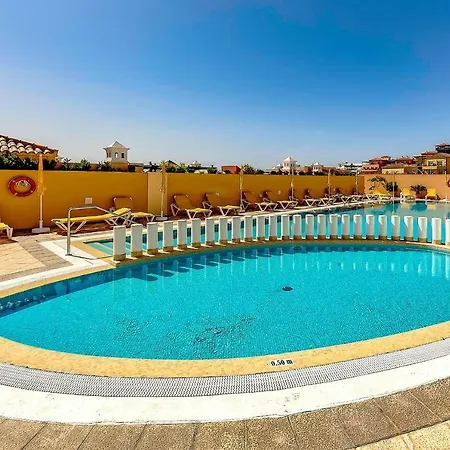 Apartamento With Large Terrace In Terrazas Del Duque Costa Adeje (Tenerife)