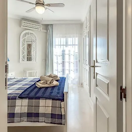 Apartamento With Large Terrace In Terrazas Del Duque